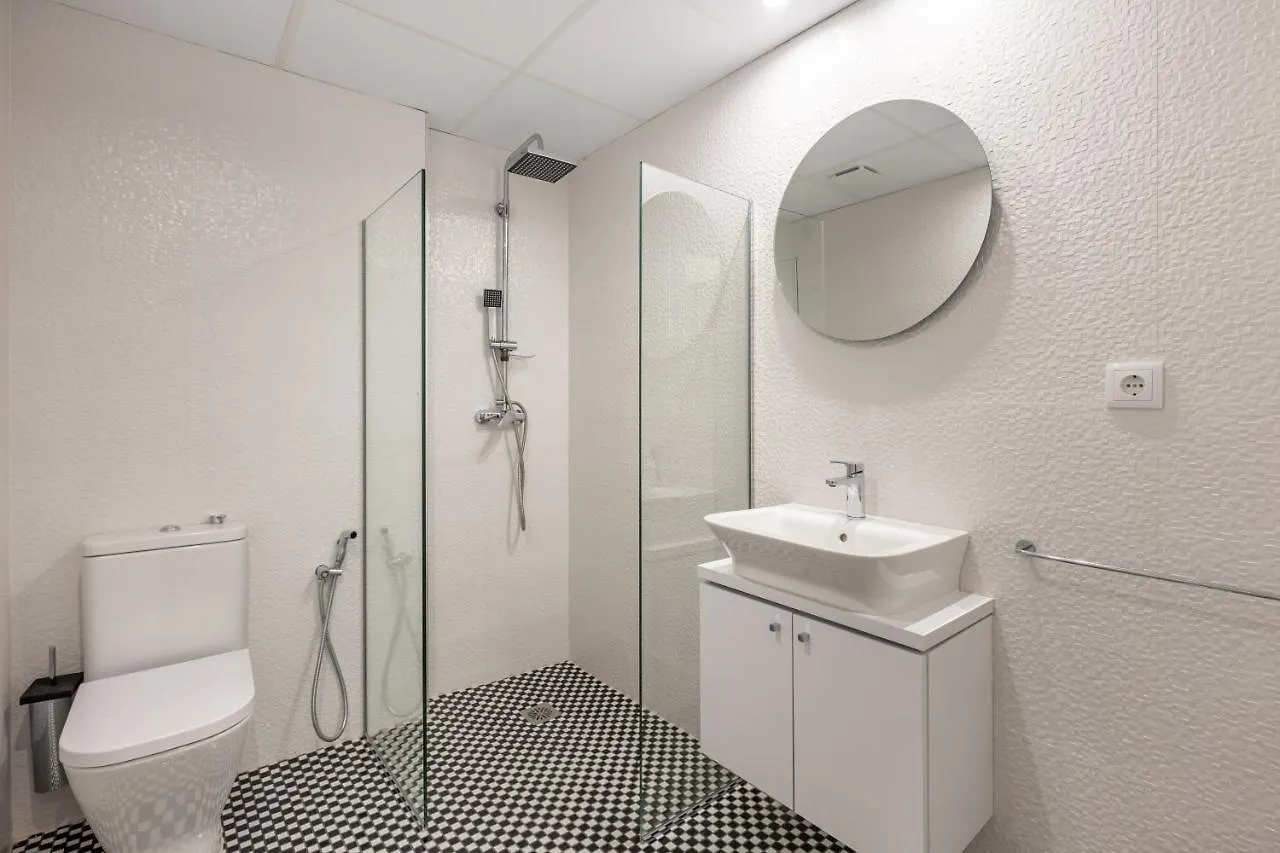 Daire Apartamentos Puerta Elvira Suites 3000 Granada