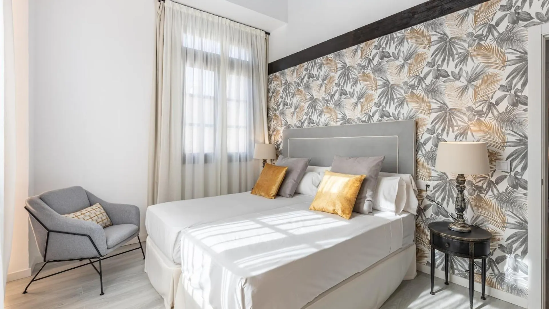 Apartamentos Puerta Elvira Suites 3000 Granada Daire