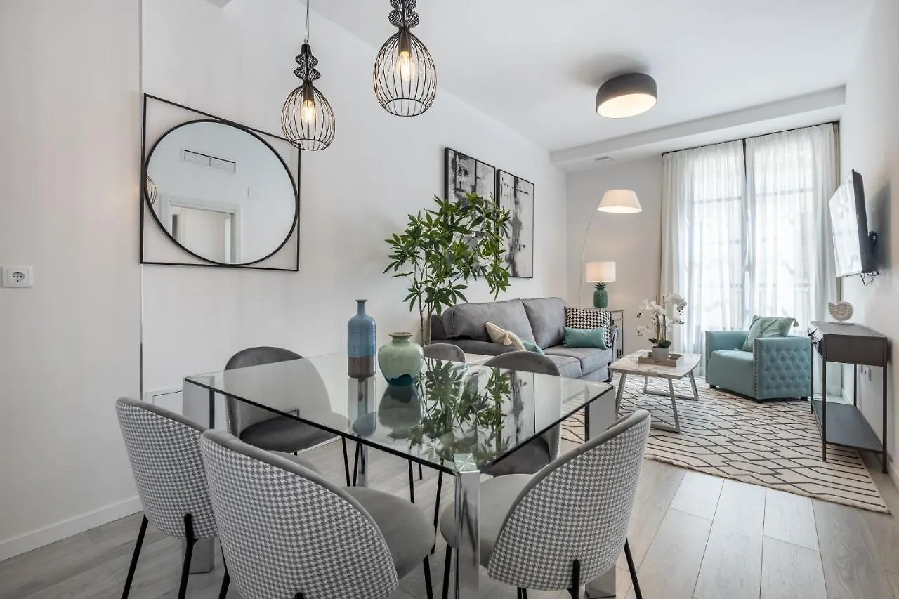 Apartamentos Puerta Elvira Suites 3000 Granada
