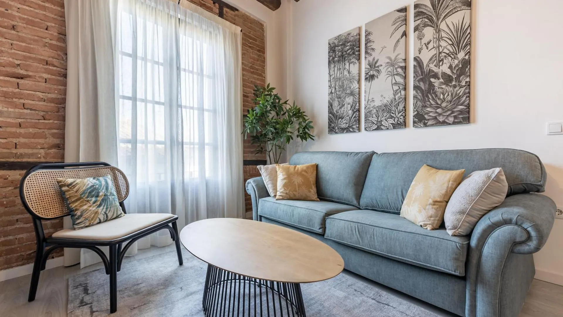 Apartamentos Puerta Elvira Suites 3000 Granada